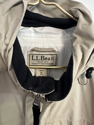L.L.Bean rain jacket 0 DSX1 mens Beige XL stowaway 3312