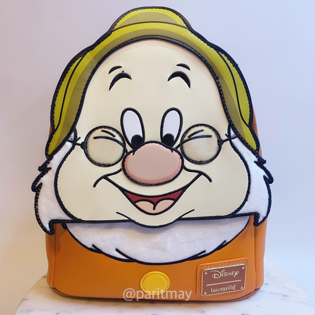 Loungefly Exclusive - Snow White and the Seven Dwarfs Doc 