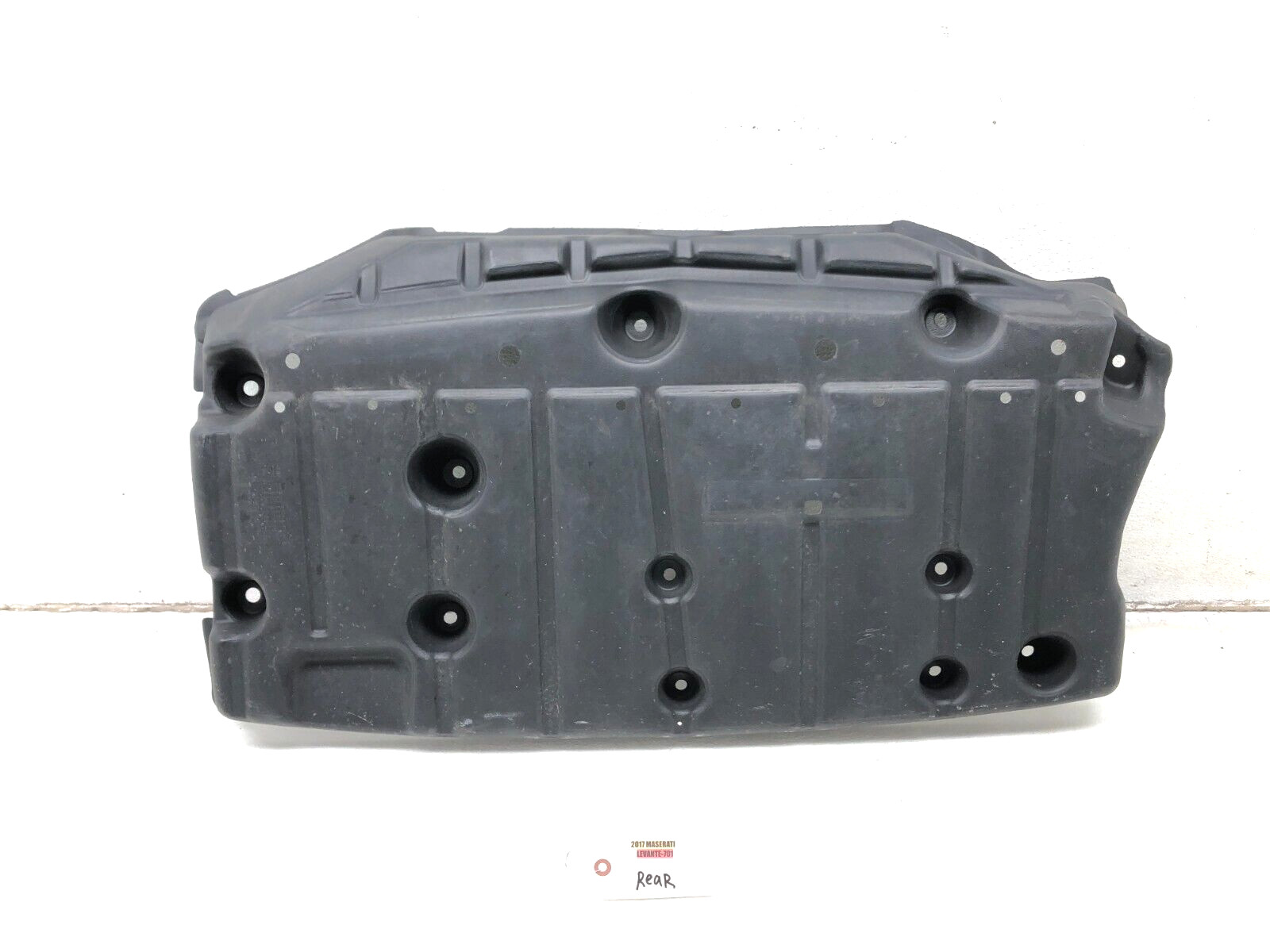 2017-2020 MASERATI LEVANTE REAR UNDER BODY SPLASH GUARD SHIELD COVER OEM