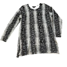 Boston Proper Brand Tunic Size L Gray  Animal Snake Print Top Long Sleeves