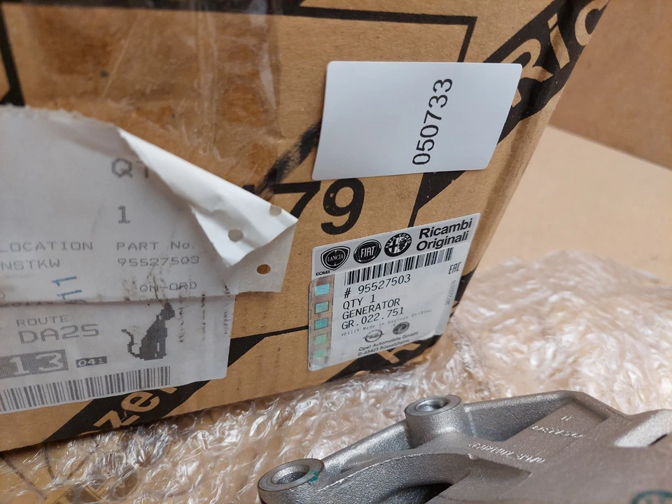 Vauxhall Combo Box Alternator Generator 95527503 X12 1.3 2012-2018 Genuine NEW - Image 4 of 4