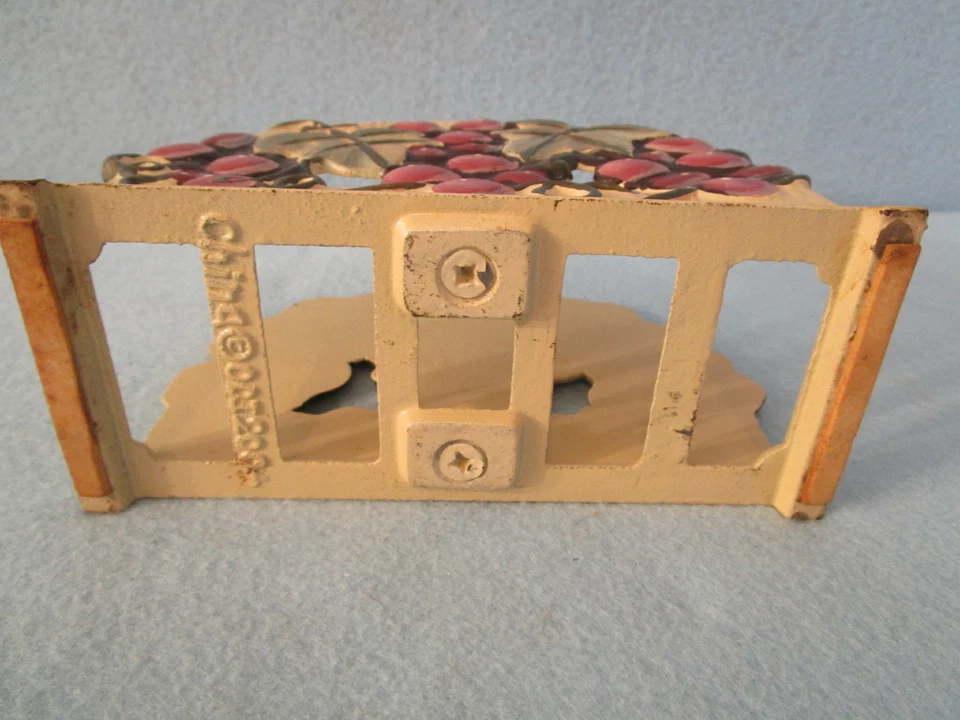 Painted Cast Iron GRAPE MOTIF NAPKIN HOLDER double sided - Image 4 of 4