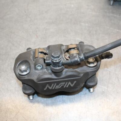 21 KAWASAKI NINJA ZX6R RIGHT LEFT FRONT BRAKE CALIPER SET PAIR