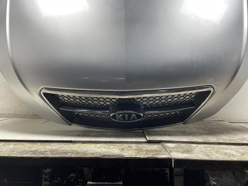 Kia Sorento LX 2006 capó OEM+ (plata transparente) Foto 4 de 4