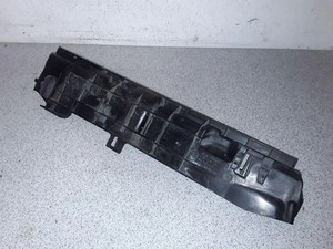 BMW 3 E90 Kühlerhalter 17107524912 2.00 Diesel 2006 33747280