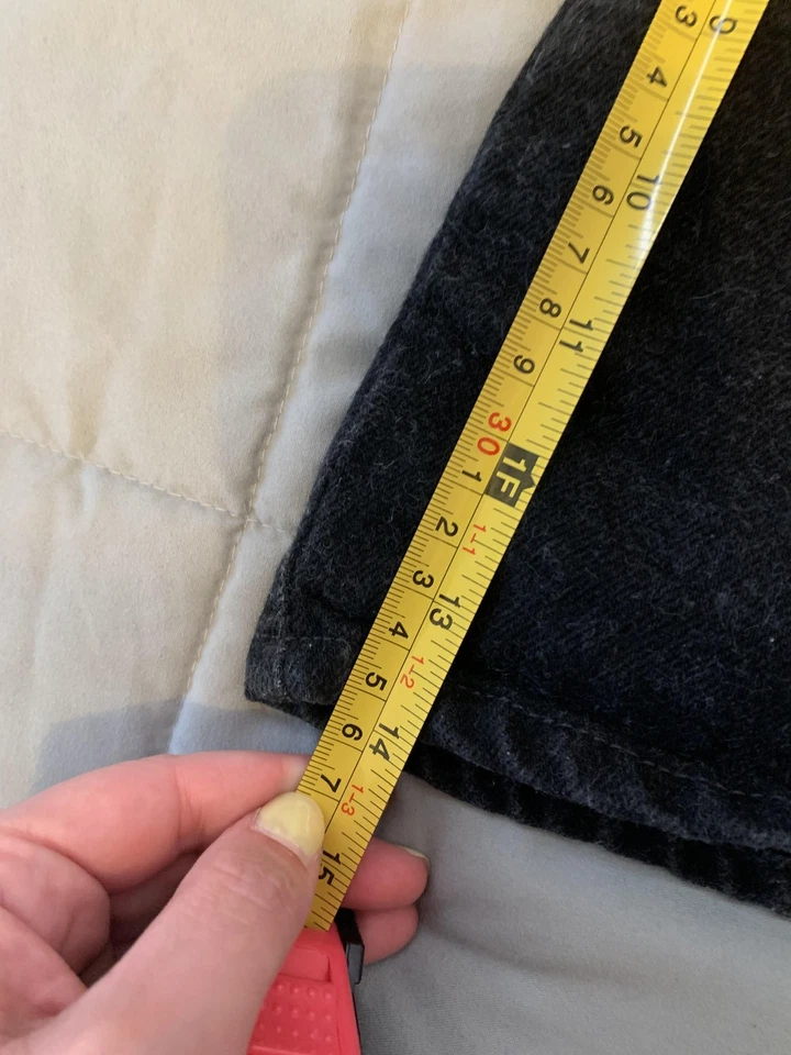 Levis Shorts Womens 11 High Rise Denim Cutoff Casual Vintage Style - Image 2 of 4