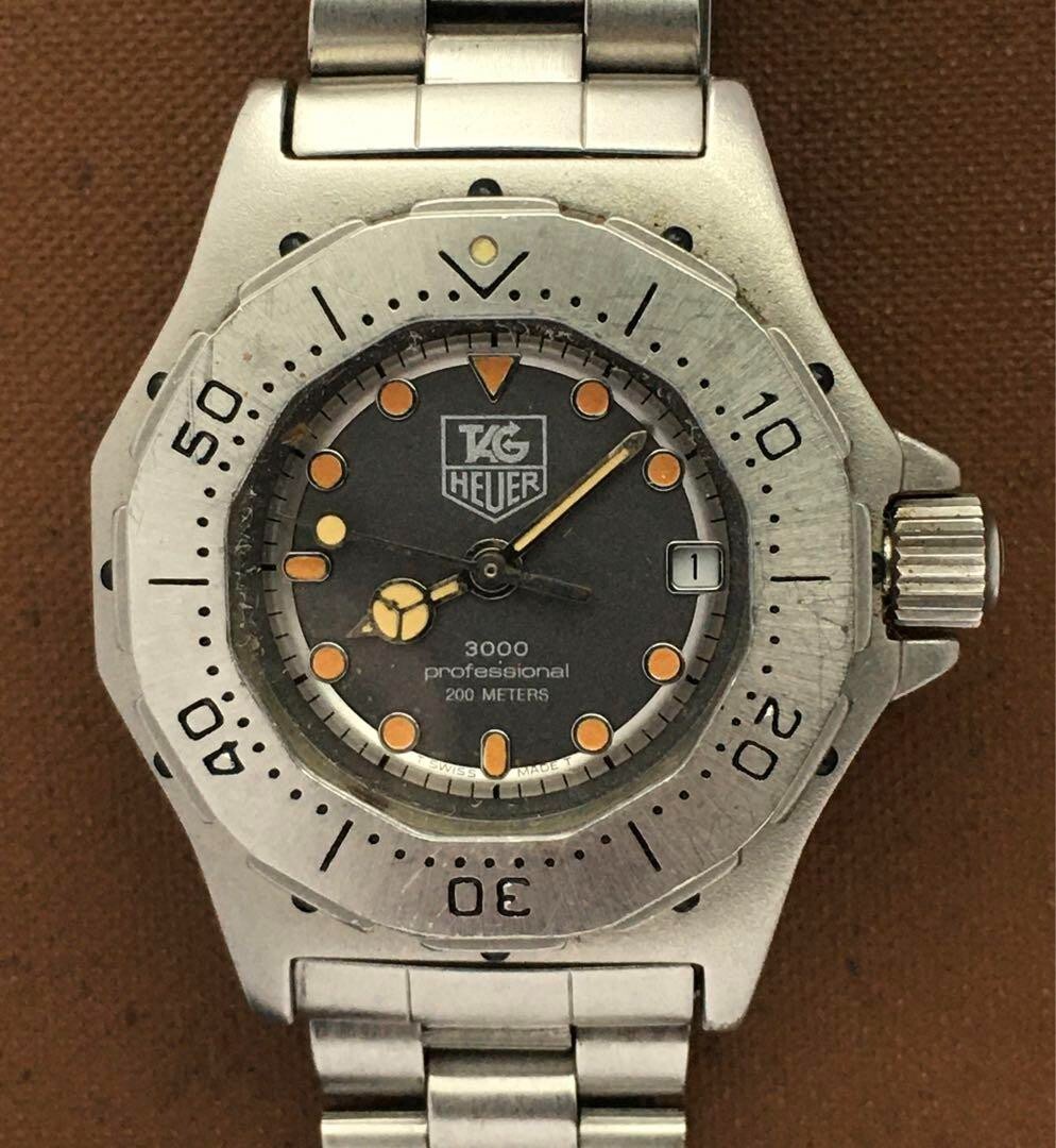 Tag Heuer 3000 Professional 200 meters Quartz Watch Silver Tag Heuer 3000 Professional 200 meters Quartz Watch Silver