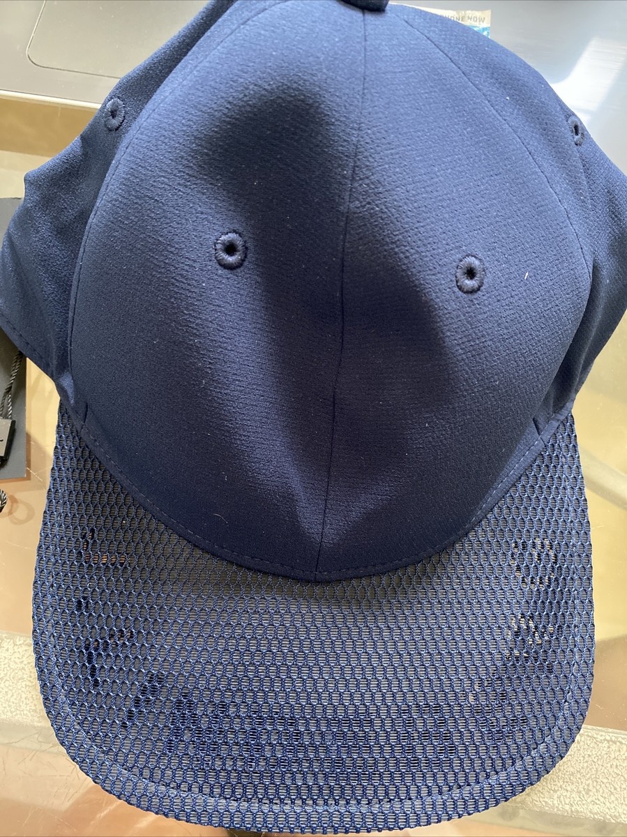 帽子 sold What it isNt）ART BY MARKGONZALES キャップ 帽子 What isNt