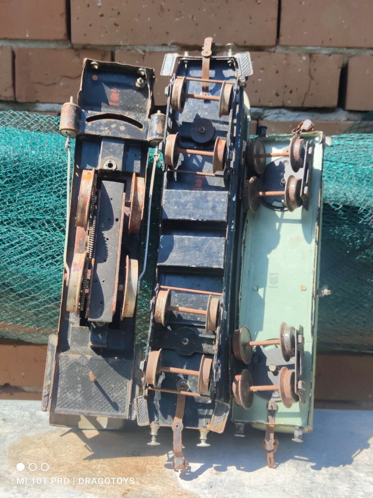 Picture 5 of 24