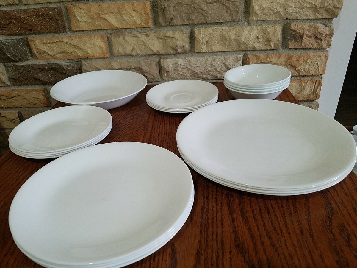 21 Pieces CORELLE WINTER FROST DINNERWARE