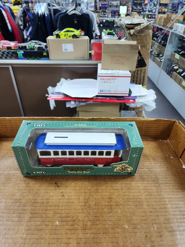 Anheuser Busch Trolley Car Bank 1:43 Scale Diecast - Image 2 of 3