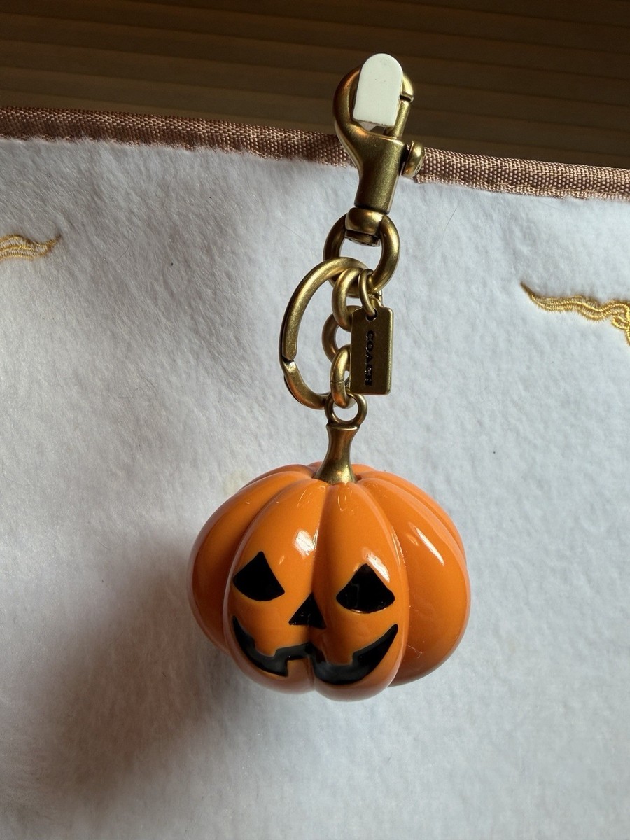 RARE ! Authentic Coach Pumpkin Purse Charm Keyring. CAF79. NWOT