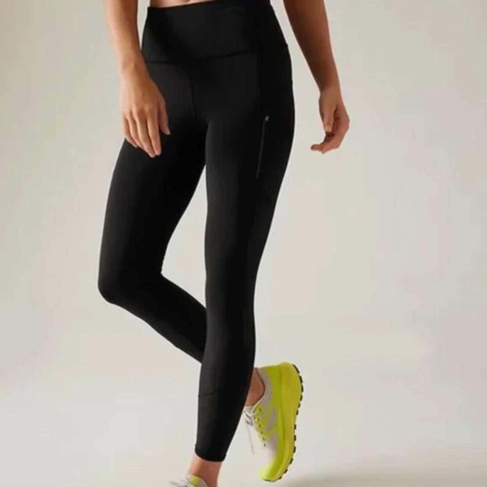 Athleta Rainier High Rise Legging in Black Cold Weather - Small
