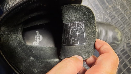 Dr. Martens 11821 Damengröße 8L – US schwarz mattes Leder Kampfstiefel - Bild 11 von 11