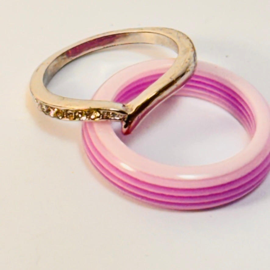 Wishbone and Pink Resin Ring Set Silver Tone Purple Y2K Streetwear 90s