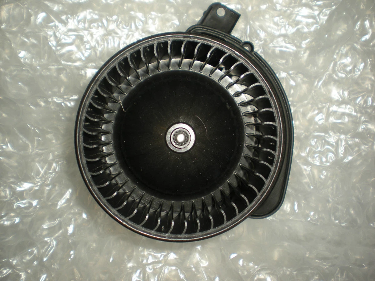 Vauxhall Combo D INTERIOR Heater Blower Motor 95518170 Brand New DENSO |  eBay