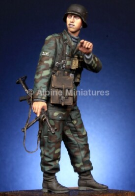 MW22 ALPINE MINIATURES 35278 WSS GRENADIER OFFICER ''HJ'' (1/35)  1/35 FIGURE