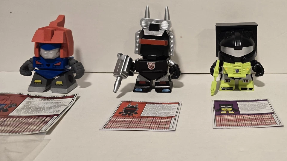 Hasbro The Loyal Subjects Transformers Series 2 /Power PAK Trailbreaker/ Swoop - Image 4 of 4