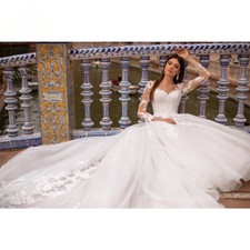 Long Sleeve Sweetheart A-Line Wedding Dreses Appliques Lace Customized