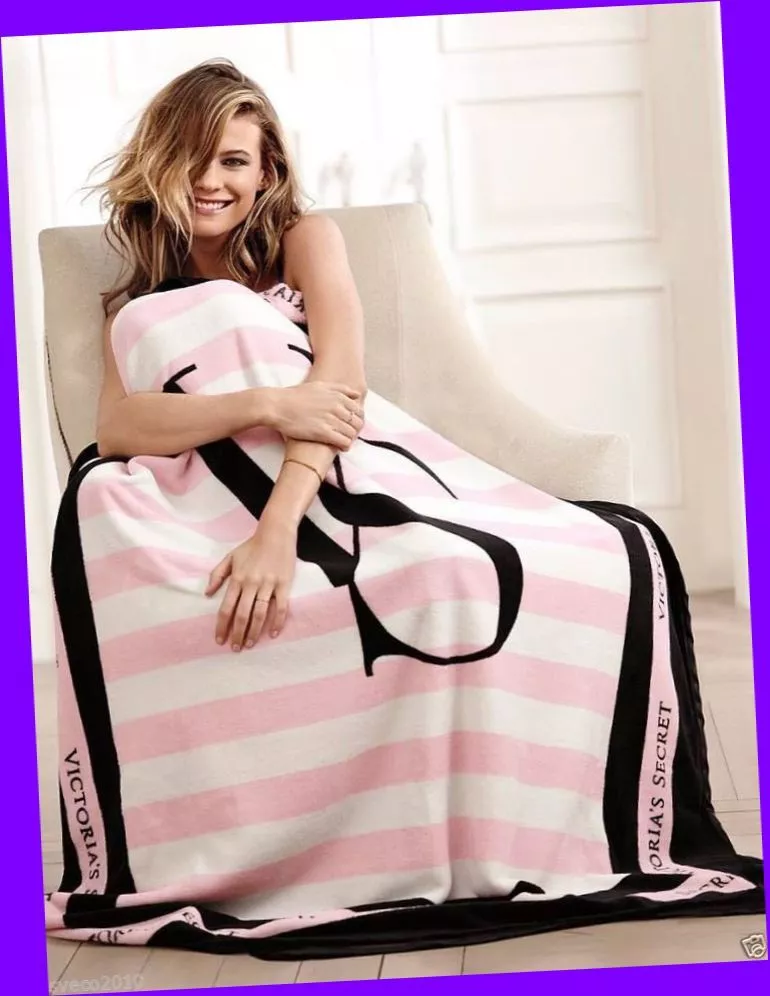 NWT Victoria's Secret PINK & WHITE Striped Large Blanket