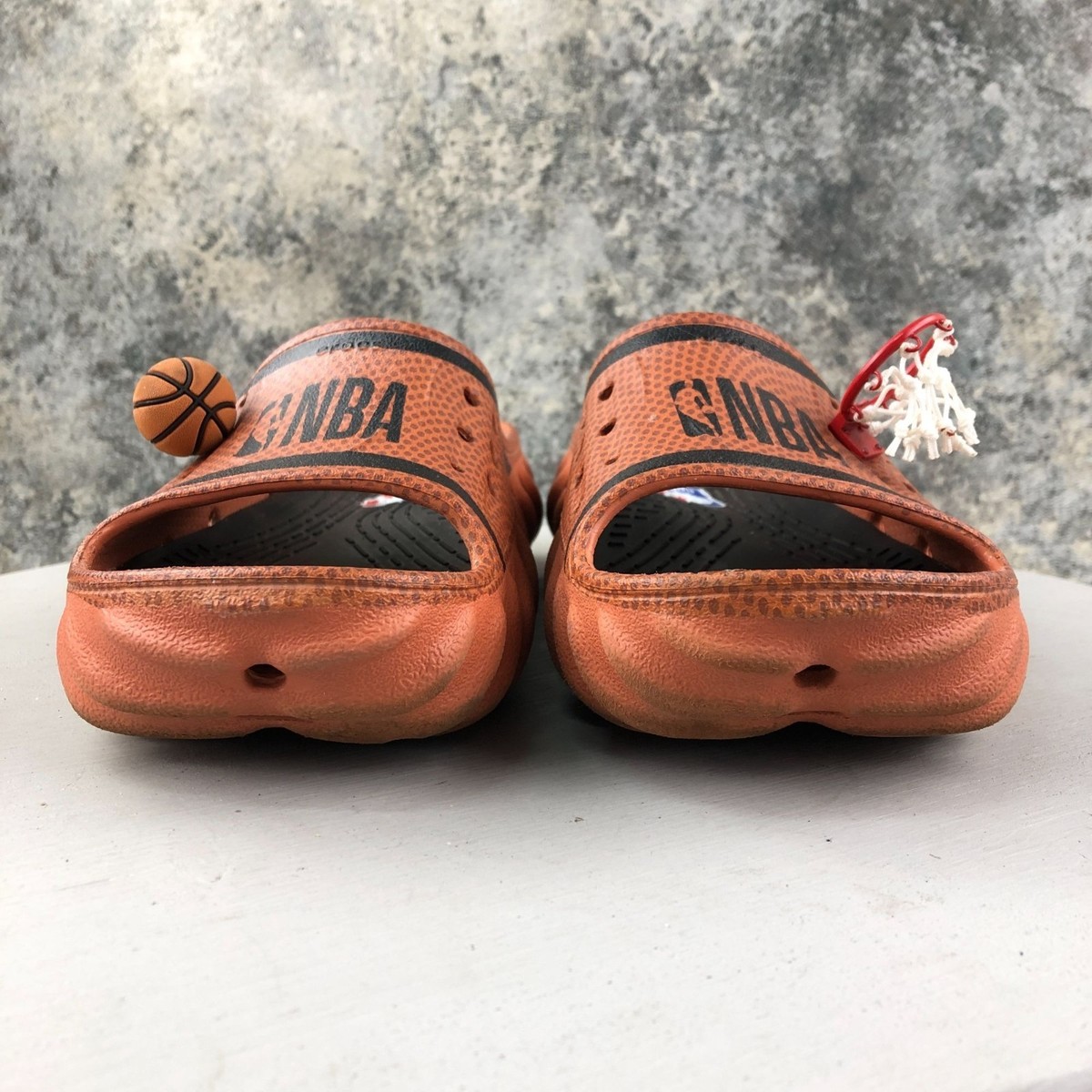 Crocs Unisex Size 6M 8W NBA Echo Slide Sienna Basketball  display picture 2