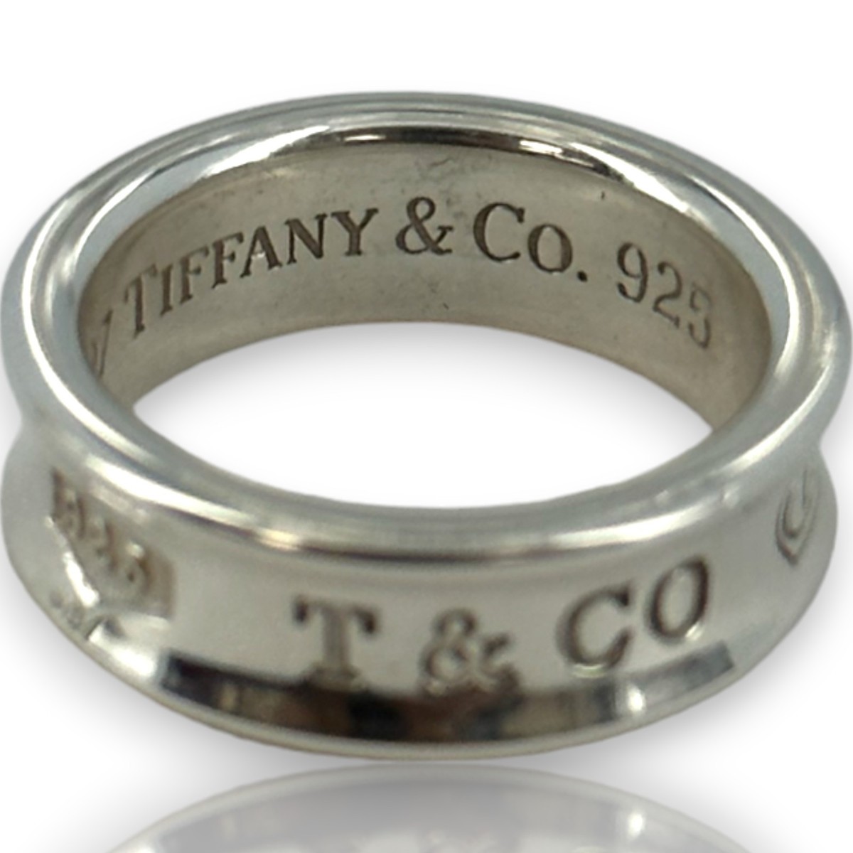 Vintage 1997 Tiffany & Co 1837 Collection Medium 6.8m Thick