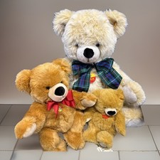 Steiff Lot Of 3: Molly 021787, Bobby 013850, Manschli 013430 With Button Tags