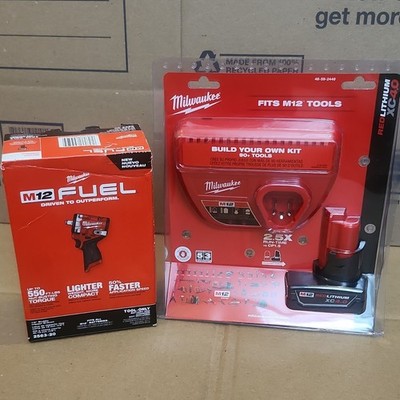 Milwaukee M12 FUEL 1/2 in Impact Wrench 2563-20 Brushless + XC4.0 + Charger