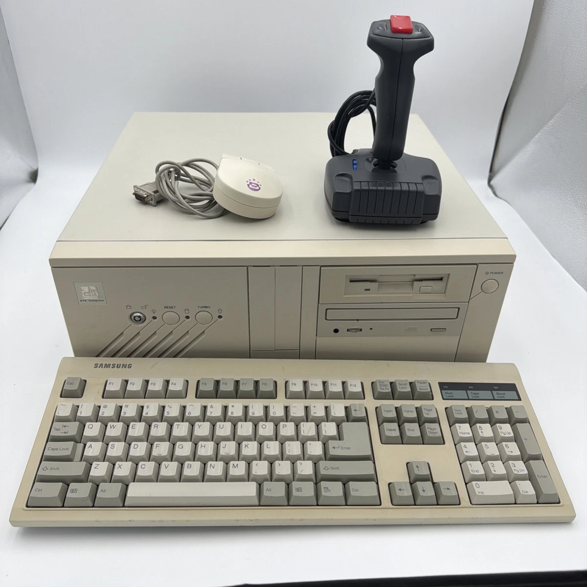 Intel - 486 - DX4-75 - Intel 486 DX4-75 A8P24CA75 Q0457 ES no date code