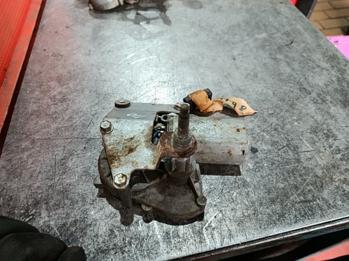 OPEL Vectra B Heckwischermotor Wischermotor hinten 90504985 Scheibenwischermotor