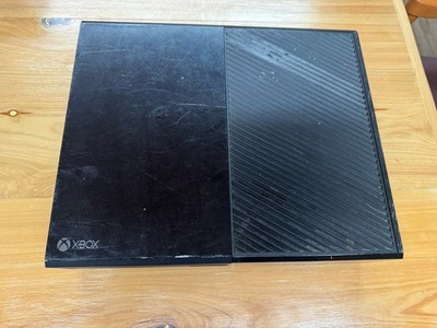 XBOX ONE 500 GB Console Model 1540 - Console Only - UNTESTED!!! - *READ