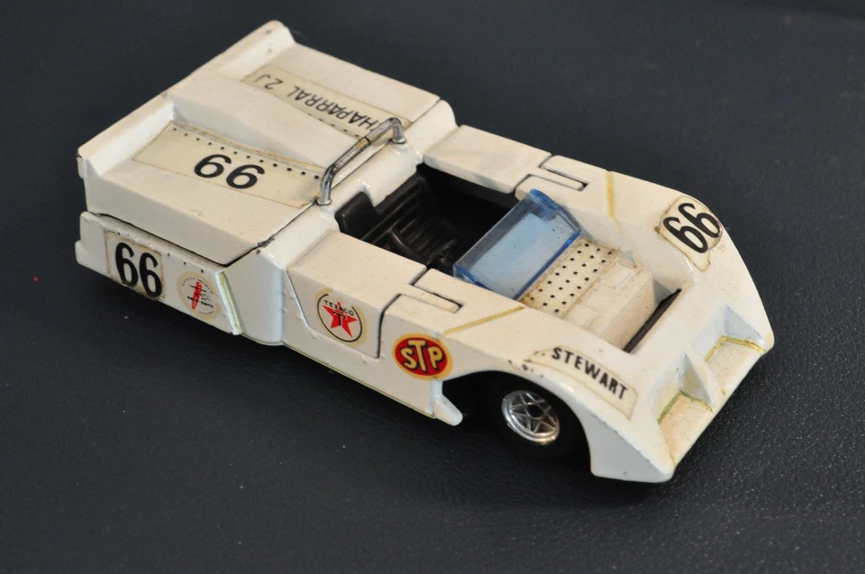 1/43 POLITOYS CHAPARRAL 2J - Immagine 2 di 3
