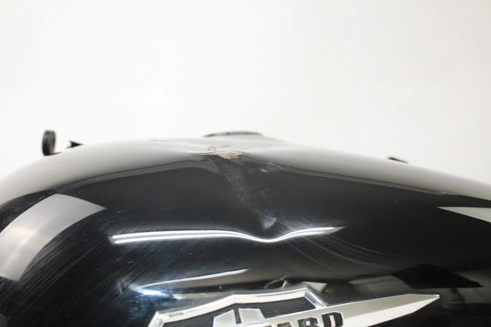 06-14 Suzuki M109R M109 VZR1800 Gas Fuel Tank Foto 3 de 4