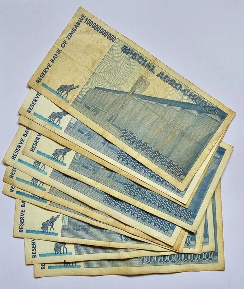 Billetes de dólar de 10 X 100 mil millones especiales de cheque agrícola de Zimbabue. usado. Foto 3 de 4