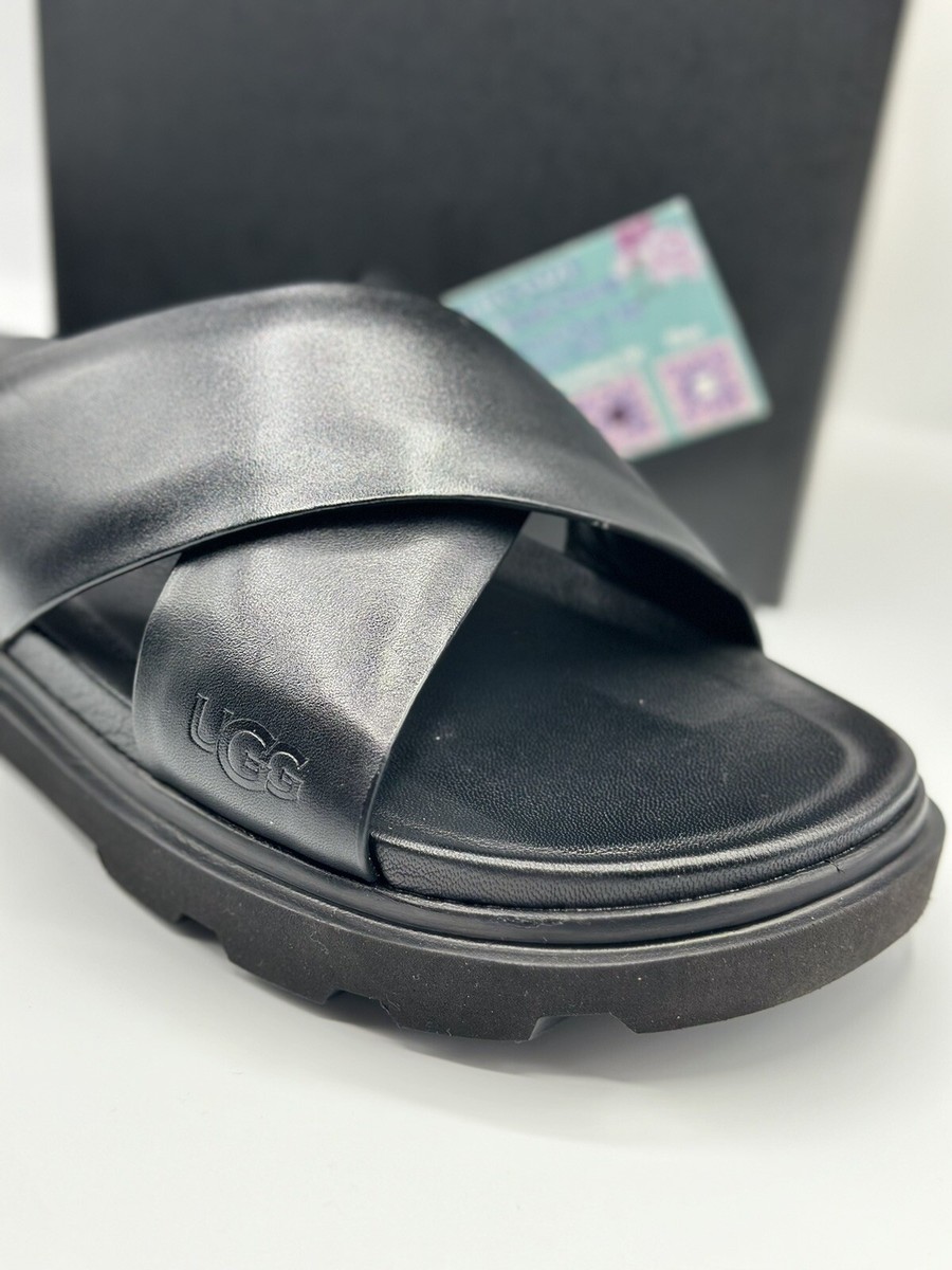 【UGG】Men's Capitola Cross Slide 海外限定 メンズ・かっこいいい】UGG Capitola Cross Slide サンダル (UGG