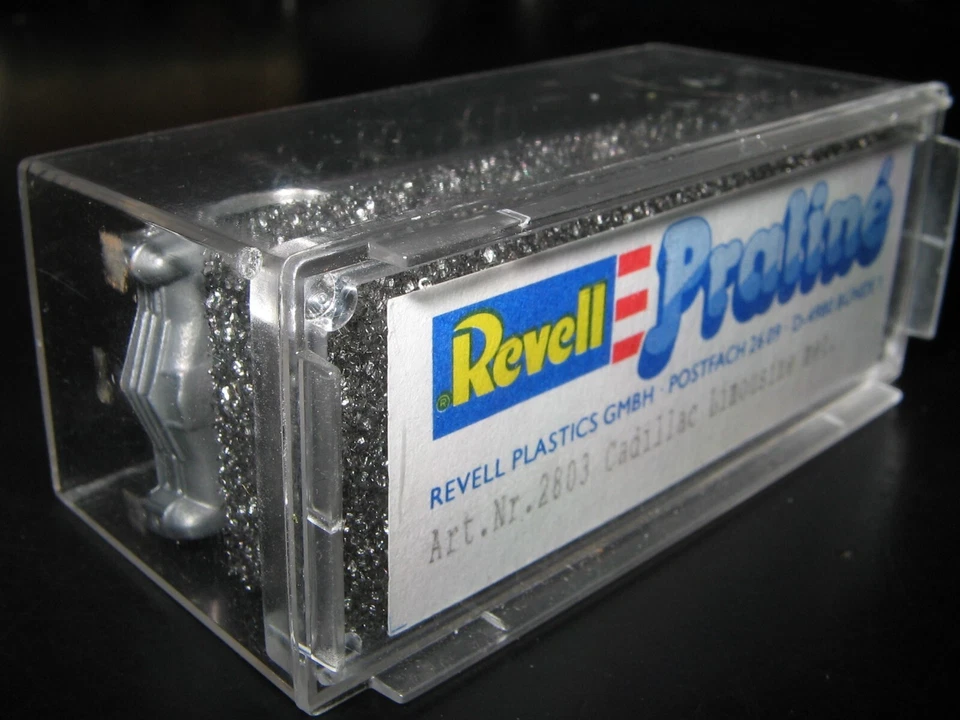 Revell / Praline 2803 Cadillac лимузин - металлик серебро 1/87 HO (пластик) как новый в коробке - Изображение 2 из 2