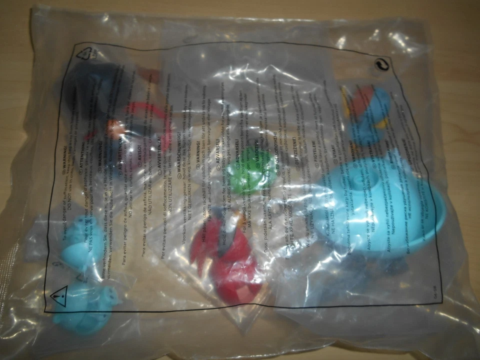 NEW RARE Knex Angry Birds Space COMPLETE SET OF FIGURES Sealed from Crater Crash - Image 4 of 4