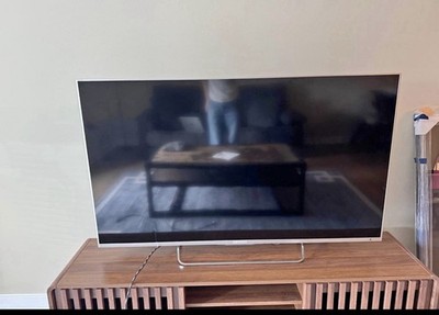 Sony KDL-55W700B /  W700V 55  TV  With Stand