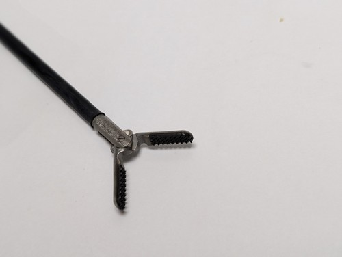 SNOWDEN-PENCER 9545 Diamond Jaw Grasping Forceps (USED). - Picture 10 of 11