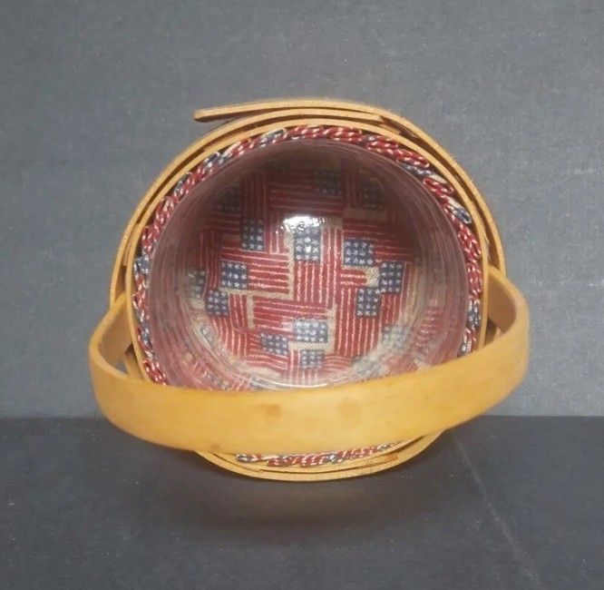 Vintage Longaberger 1997 Inaugural Basket W/Liner & Protector Round Red Blue