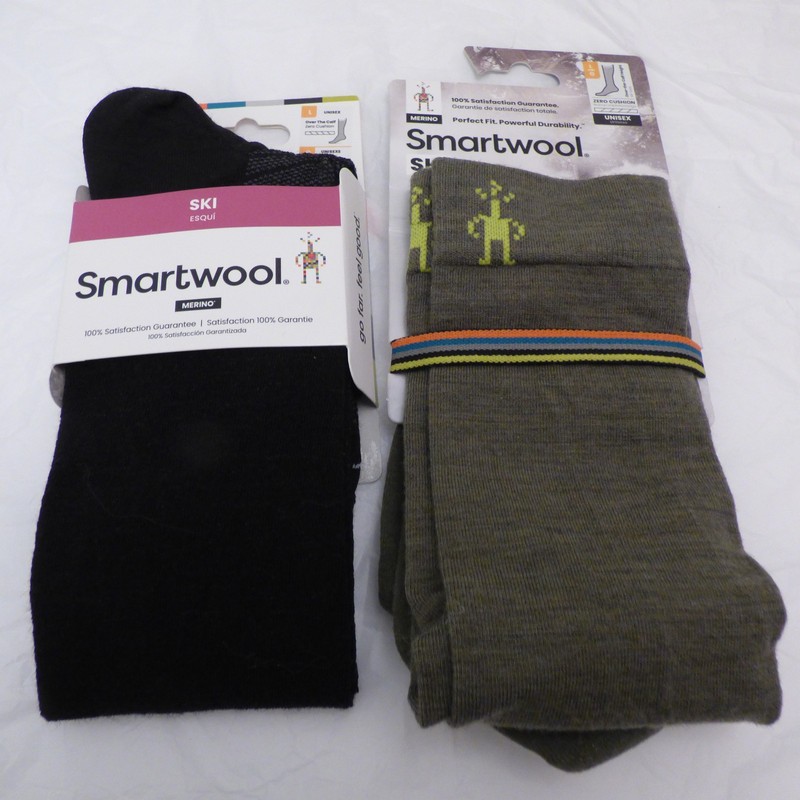 2 NEW IN PKGE SMARTWOOL OVER-THE-CALF SKI SOCKS BLACK & MOSS MERINO WOOL BLEND L