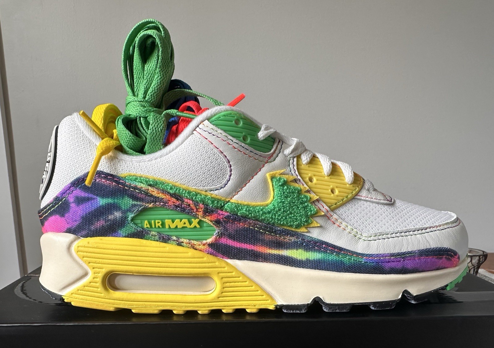 Nike Air Max 90 Grateful Dead University of Oregon Ducks Size 9