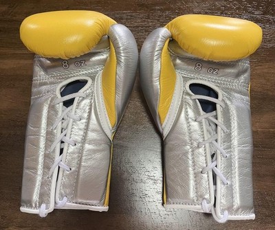 Winning Boxing Gloves Professional Type 8oz Yellow Silver String