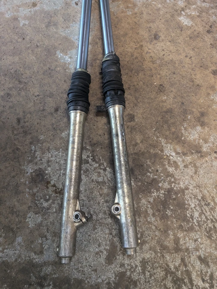 Amortiguadores horquillas suspensión delantera derecha izquierda Suzuki Rm125 1981 Foto 2 de 4