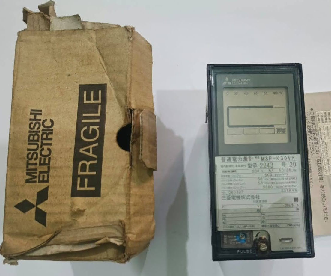 Mitsubishi Electric M8P-K30VR 3P3W 200V 5A Power Meter 2243 Japan New in Box