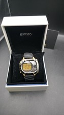 Vintage Seiko Scuba Master M725-5A00 200M Digital Dive Computer Watch 1990