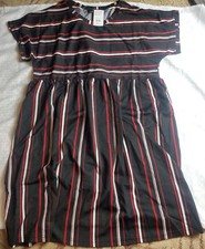 Suzanne Betro Stripe Round Neck   Loose Dress Size XL black striped pockets