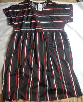 Suzanne Betro Stripe Round Neck   Loose Dress Size XL black striped pockets