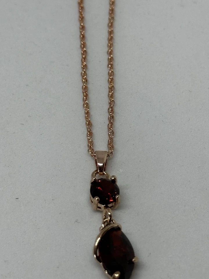 Colgante Granate Rojo Relleno Oro Rosa 9ct 45cm Collar Caja Gratis Foto 2 de 4