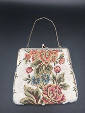 Vintage Beaded Tapestry Floral Chain Strap Handbag Purse Metal Frame Gold-Tone
